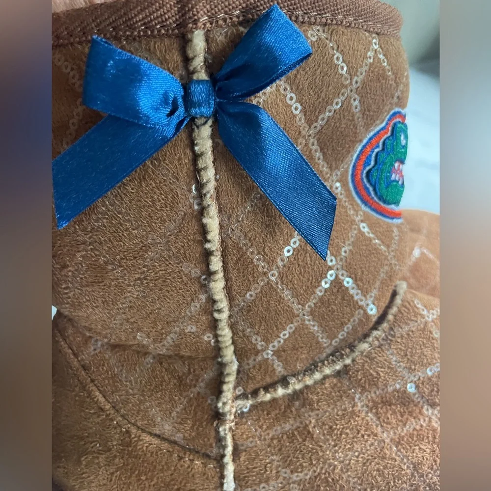 Florida Gator faux shearling boots with embroidered logo, sequins bow size 6